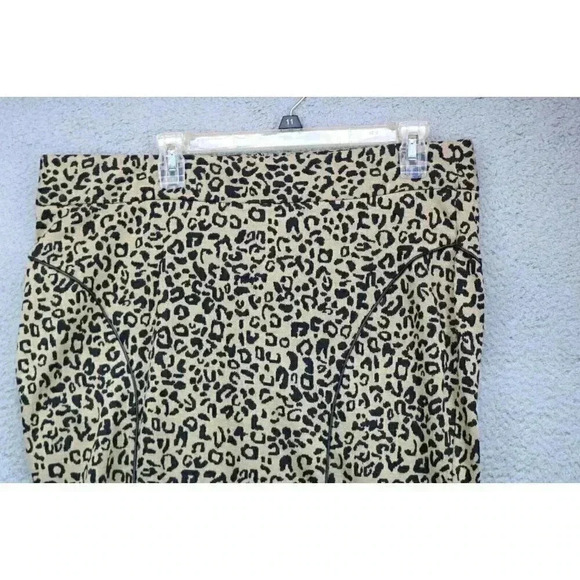 Torrid Women's Leopard Print Stretch Pencil Skirt-Size 16 - Picture 2 of 7